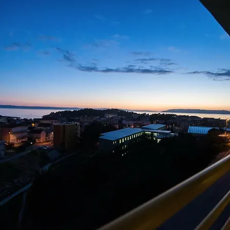 Apartman Pehar * Makarska